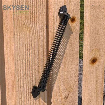 Bir kapı yayını takmak